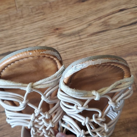 white Justice sandals - Picture 6 of 7